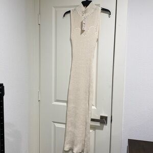 NWT designer sleeveless midi dress w/crocheted open holes upfront